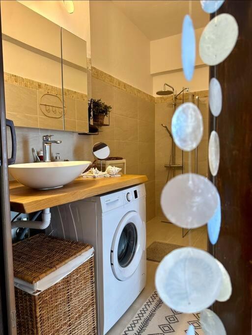 Seaterra Boutique Suite Каламос Екстериор снимка