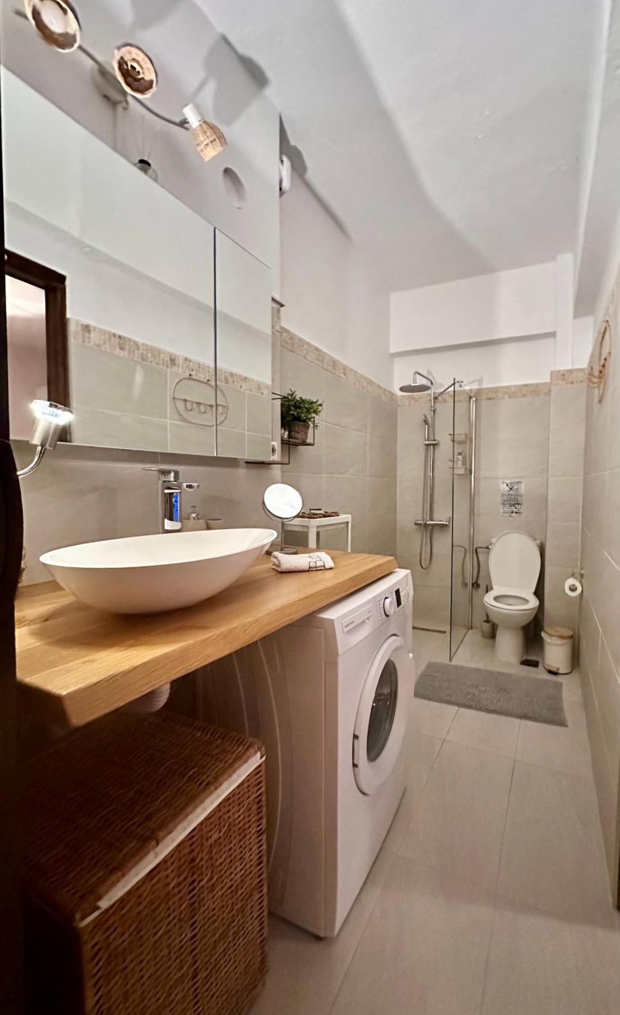 Seaterra Boutique Suite Каламос Екстериор снимка